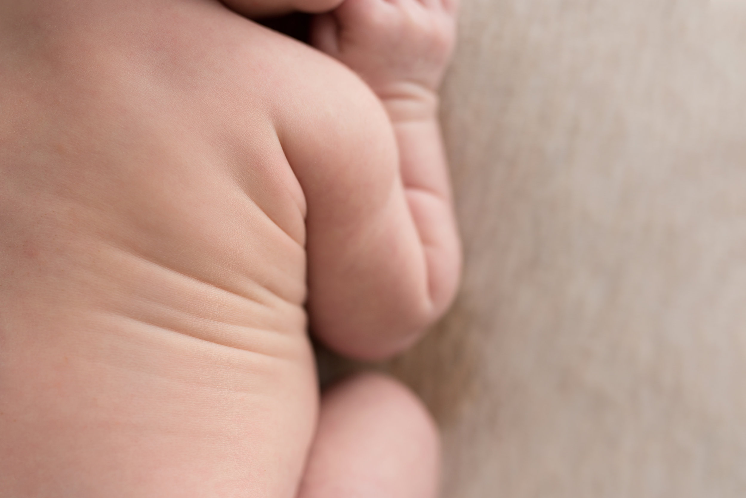 James-Island-Newborn-Photographer-Following-Seas-Photography-FSP_1630 copy.jpg