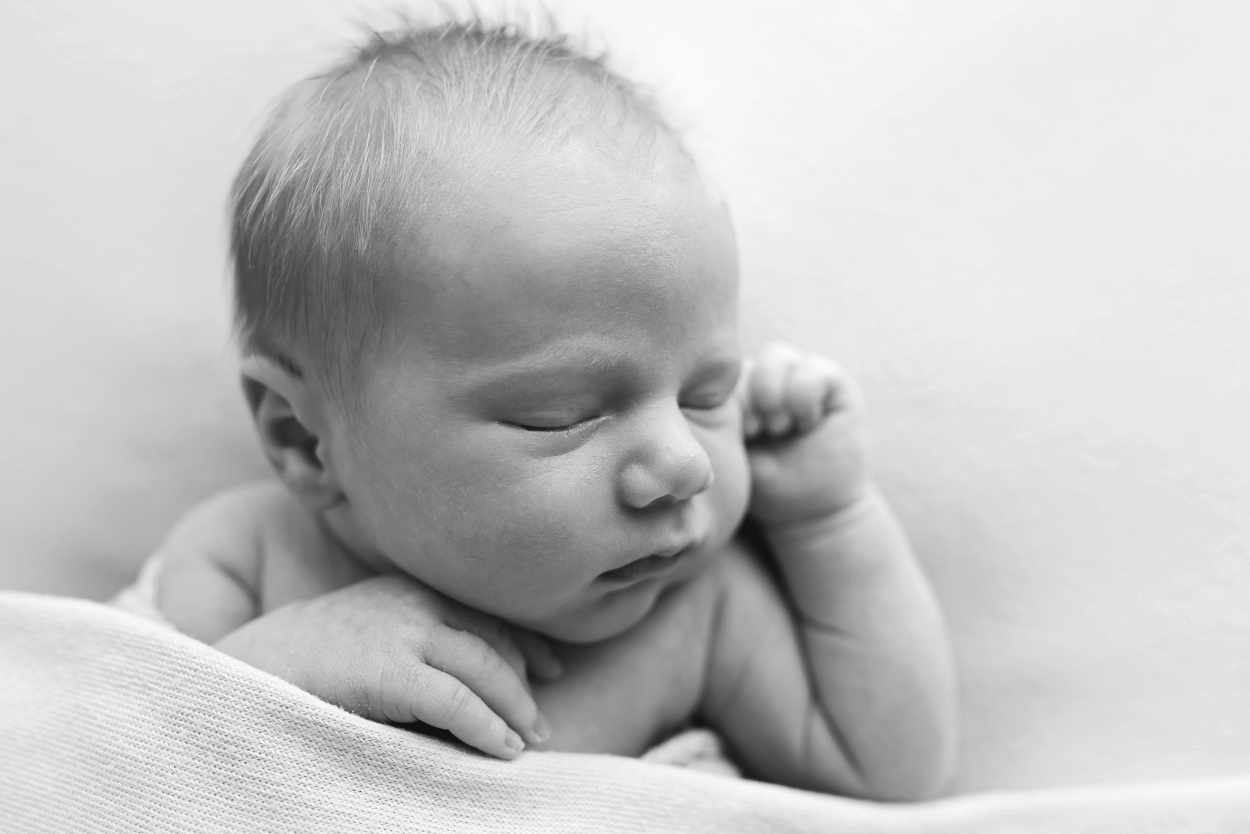 James-Island-Newborn-Photographer-Following-Seas-Photography-FSP_1573BW copy.jpg