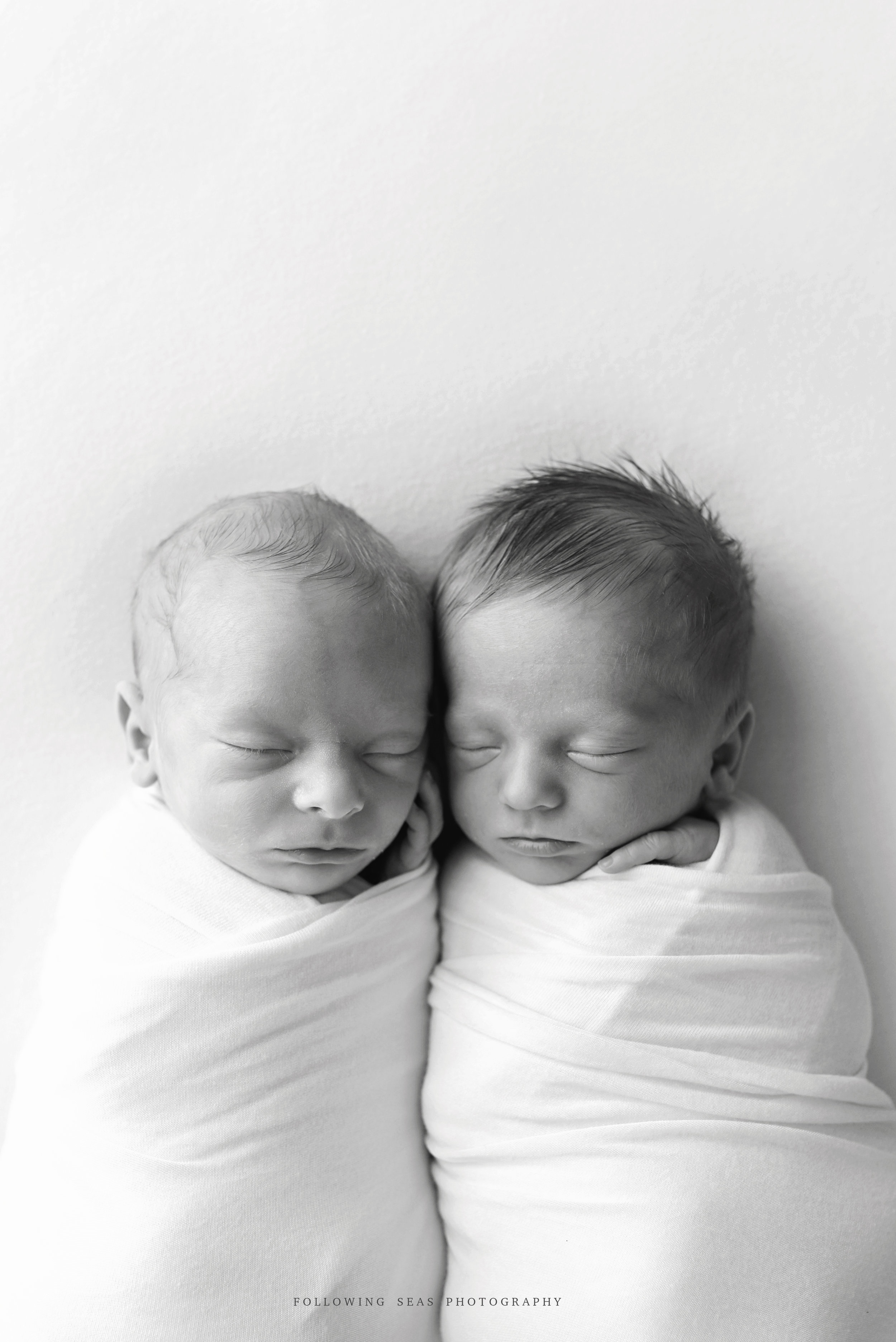 Charleston-Newborn-Photographer-Following-Seas-Photography-FSP_1544BW.jpg