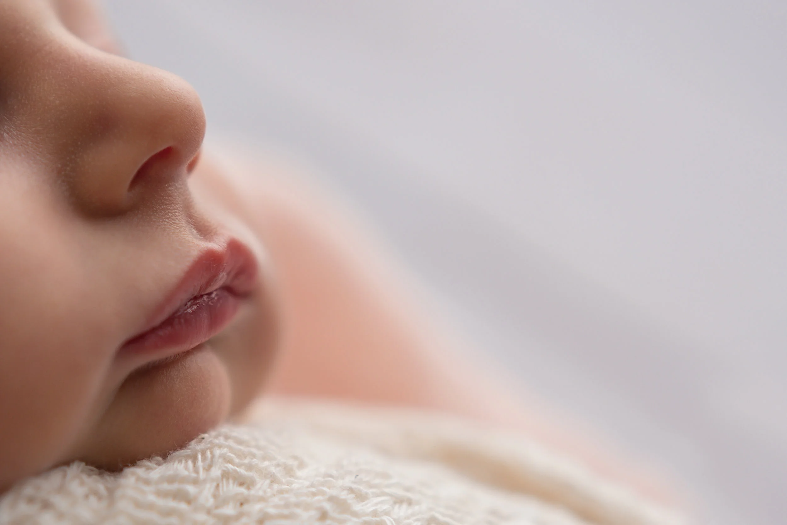 Charleston-Newborn-Photographer-Following-Seas-Photography-FSP_4354 copy.jpg