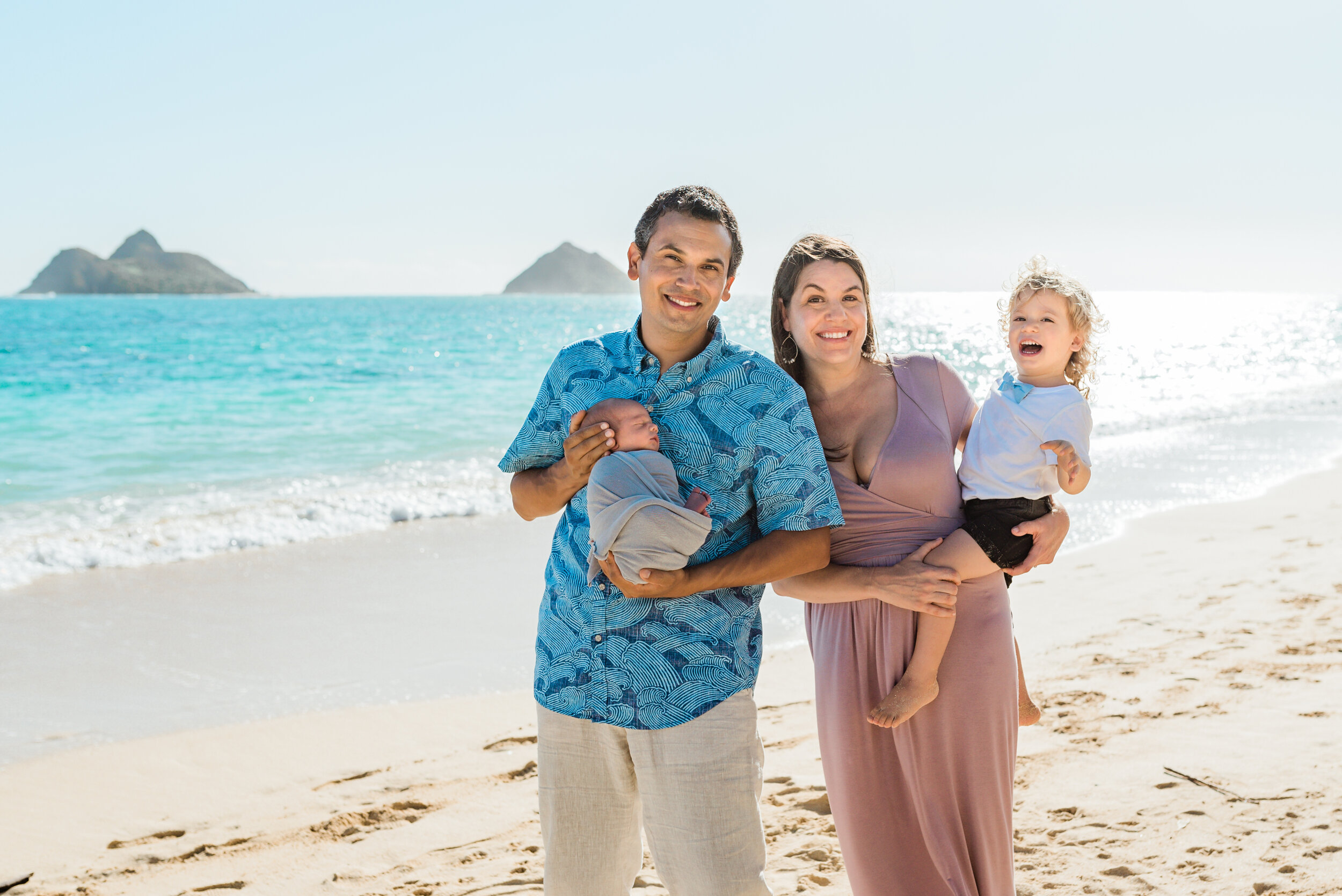 Kailua-Newborn-Photographer-Following-Seas-Photography-FSP_3347 copy.jpg