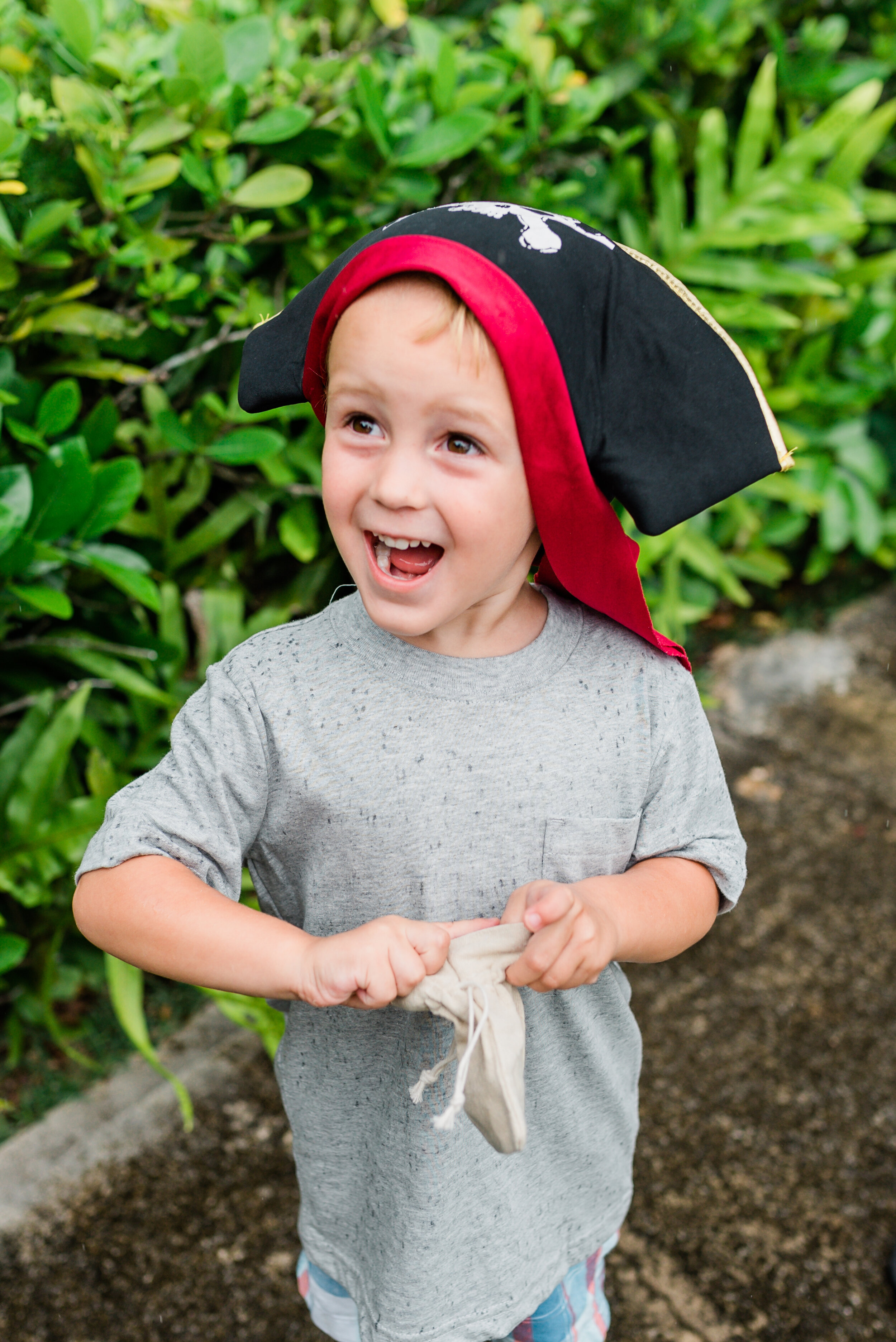 Kailua-Family-Photographer-Following-Seas-Photography-FSP_7414 copy.jpg