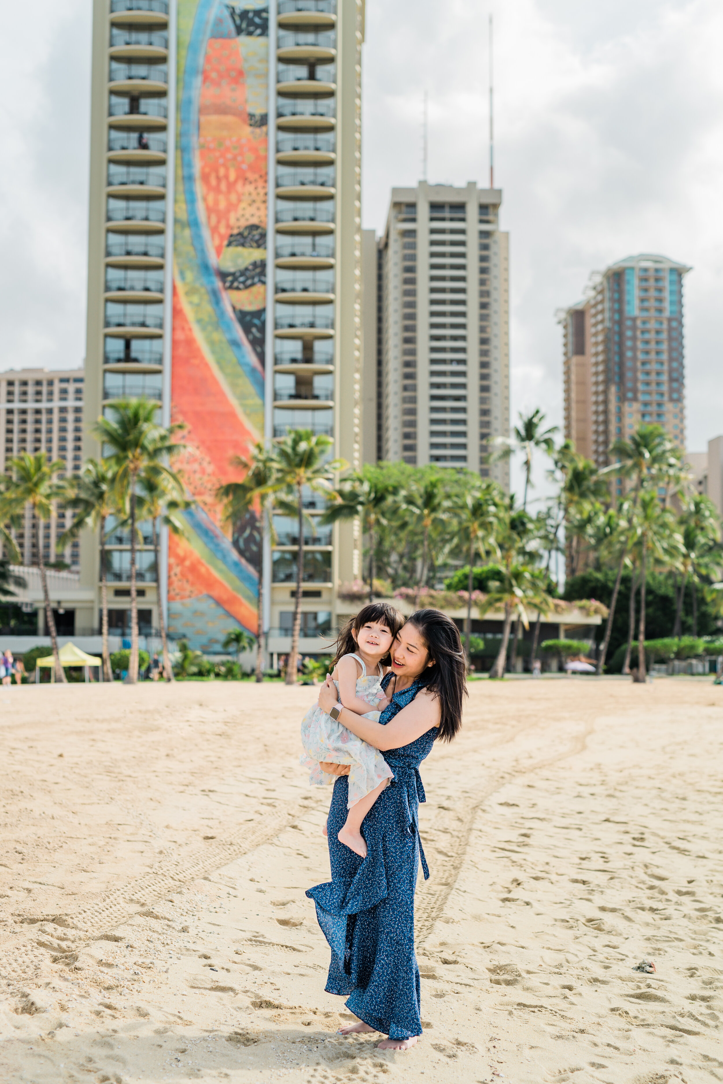 Honolulu-Family-Photographer-Following-Seas-Photography-FSP_5010 copy.jpg