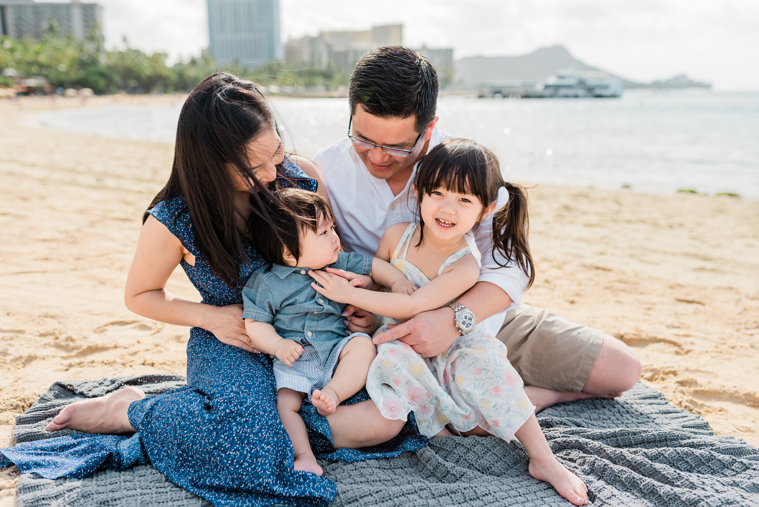 Honolulu-Family-Photographer-Following-Seas-Photography-FSP_5189 copy.jpg