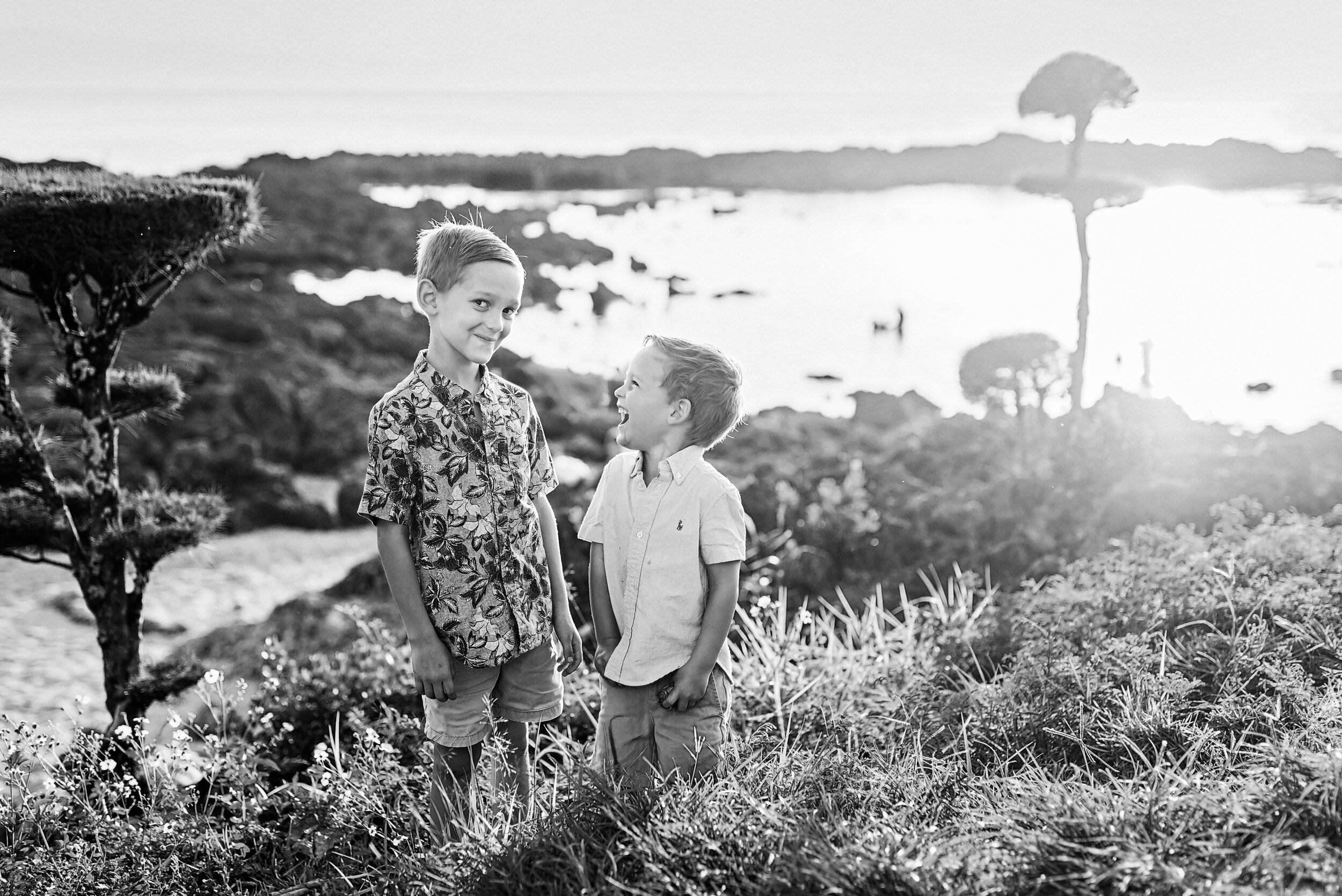 Sharks-Cove-Family-Photographer-Following-Seas-Photography-0380BW copy.jpg