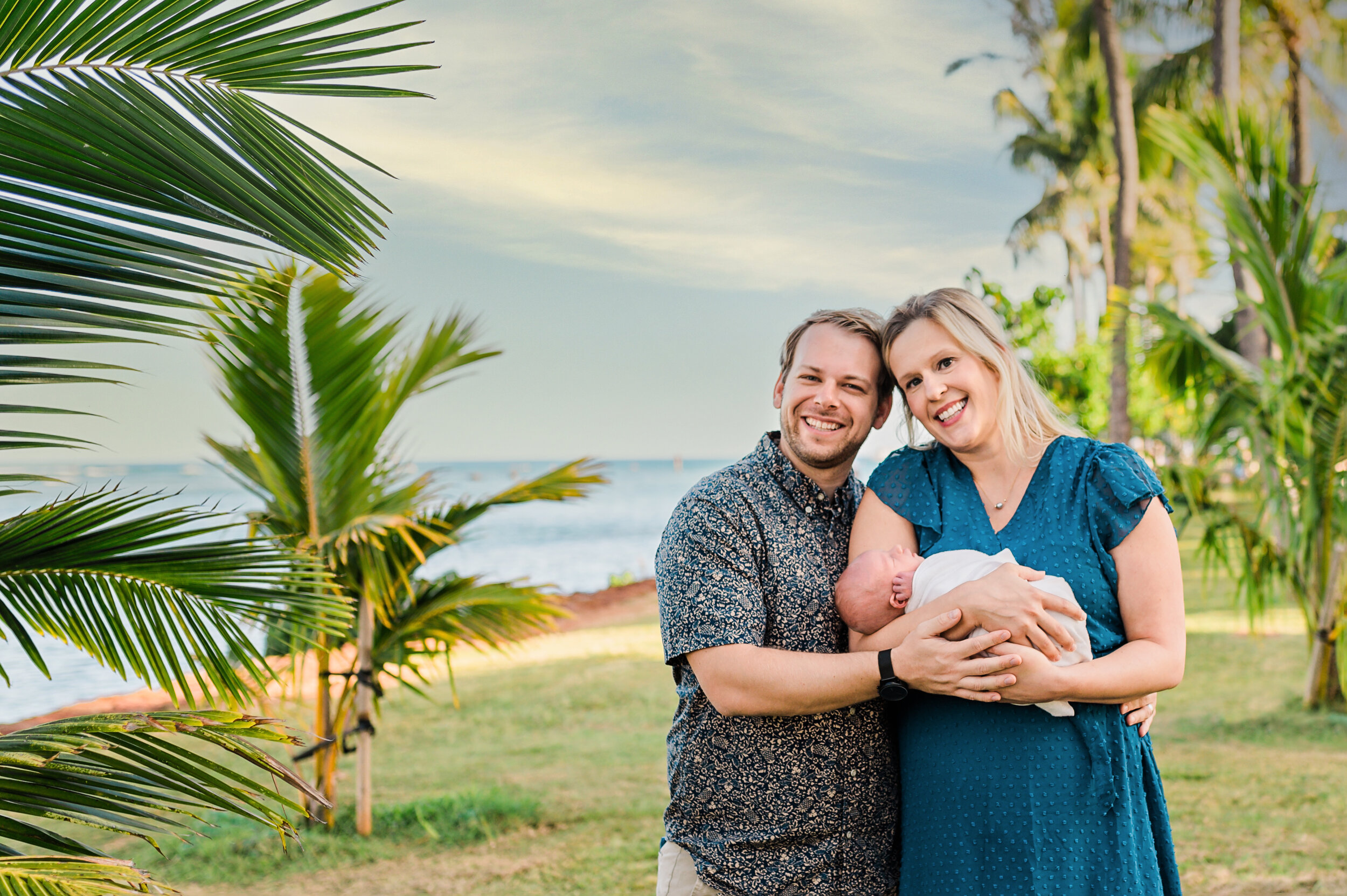 Hawaii-Newborn-Photographer-Following-Seas-Photography-7635copy.jpg