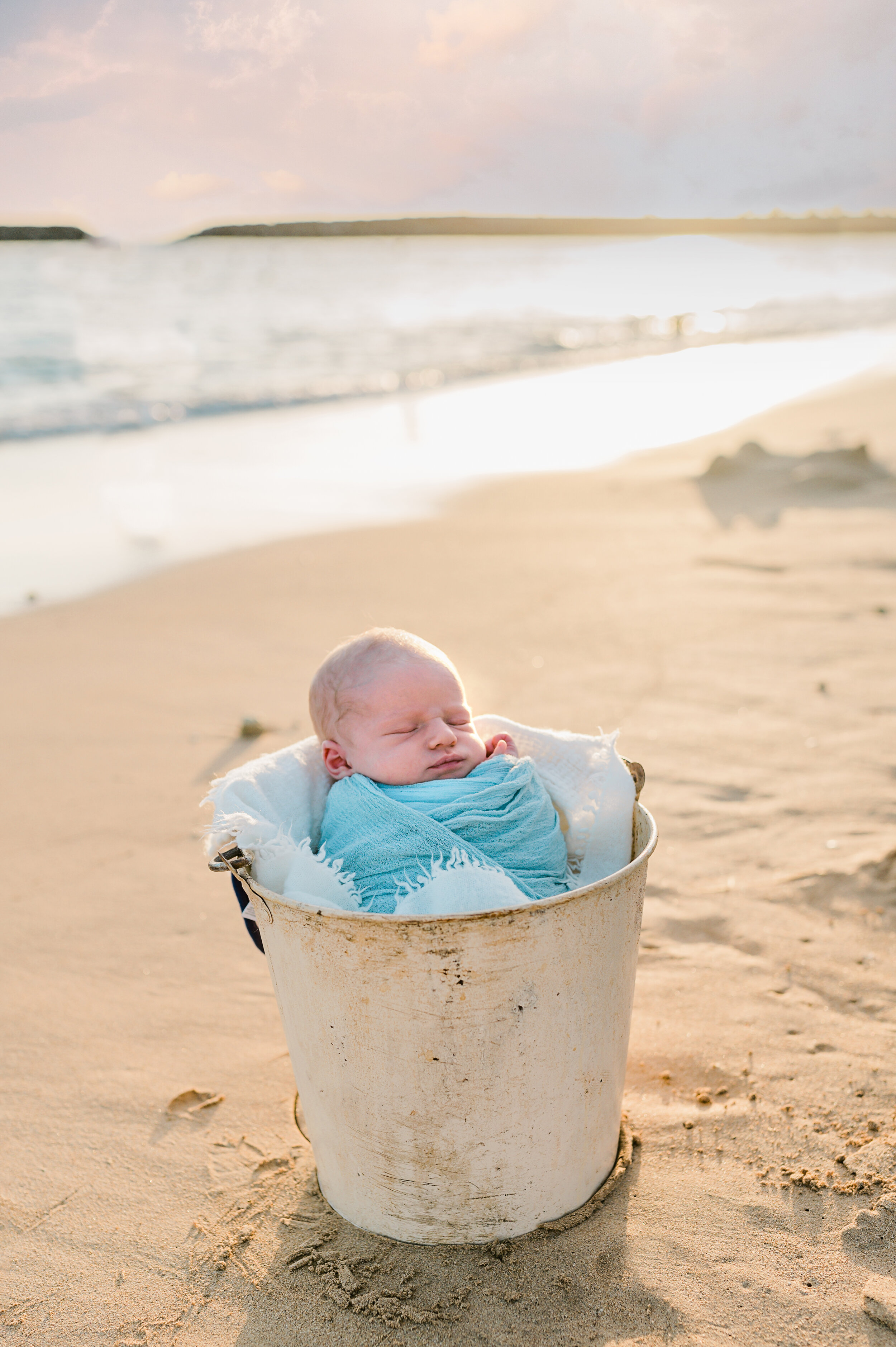 Hawaii-Newborn-Photographer-Following-Seas-Photography-7883copy.jpg