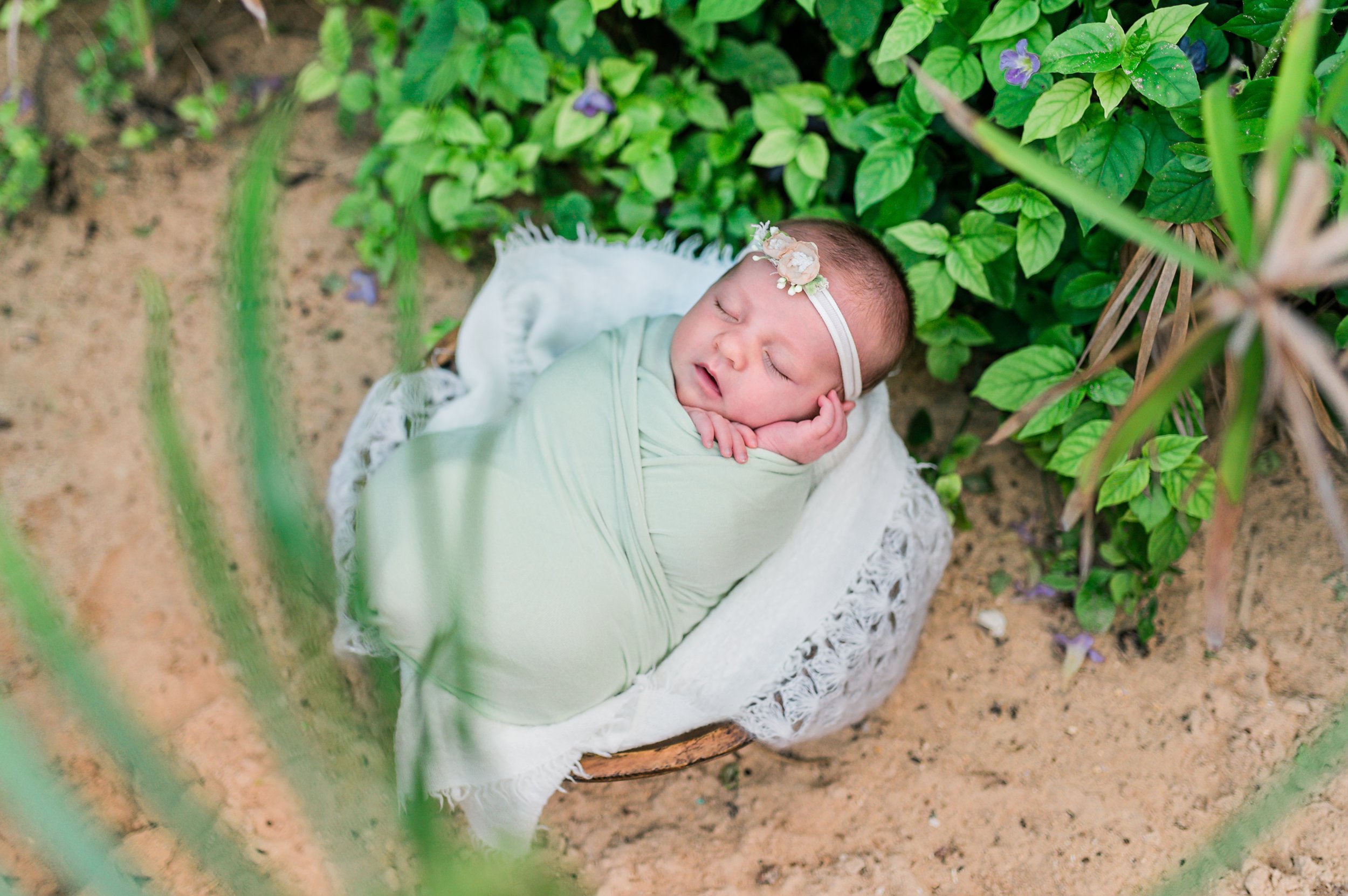 Lanikai-Newborn-Photographer-Following-Seas-Photography-8095 copy.jpg