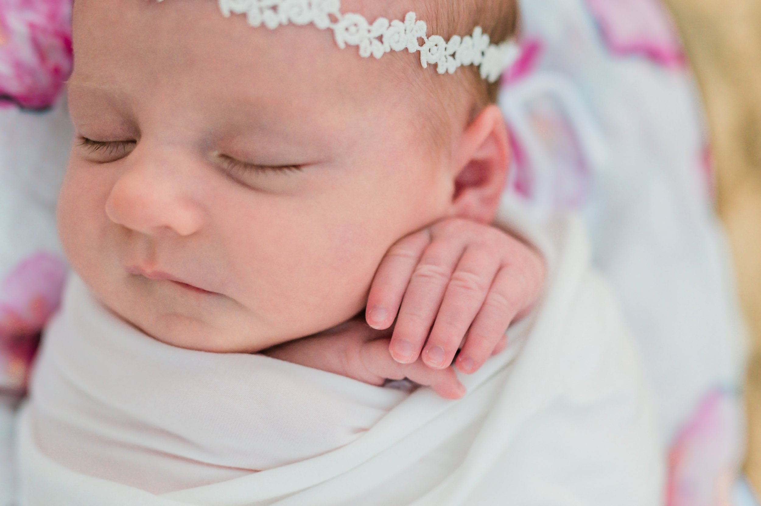 Lanikai-Newborn-Photographer-Following-Seas-Photography-8190 copy.jpg