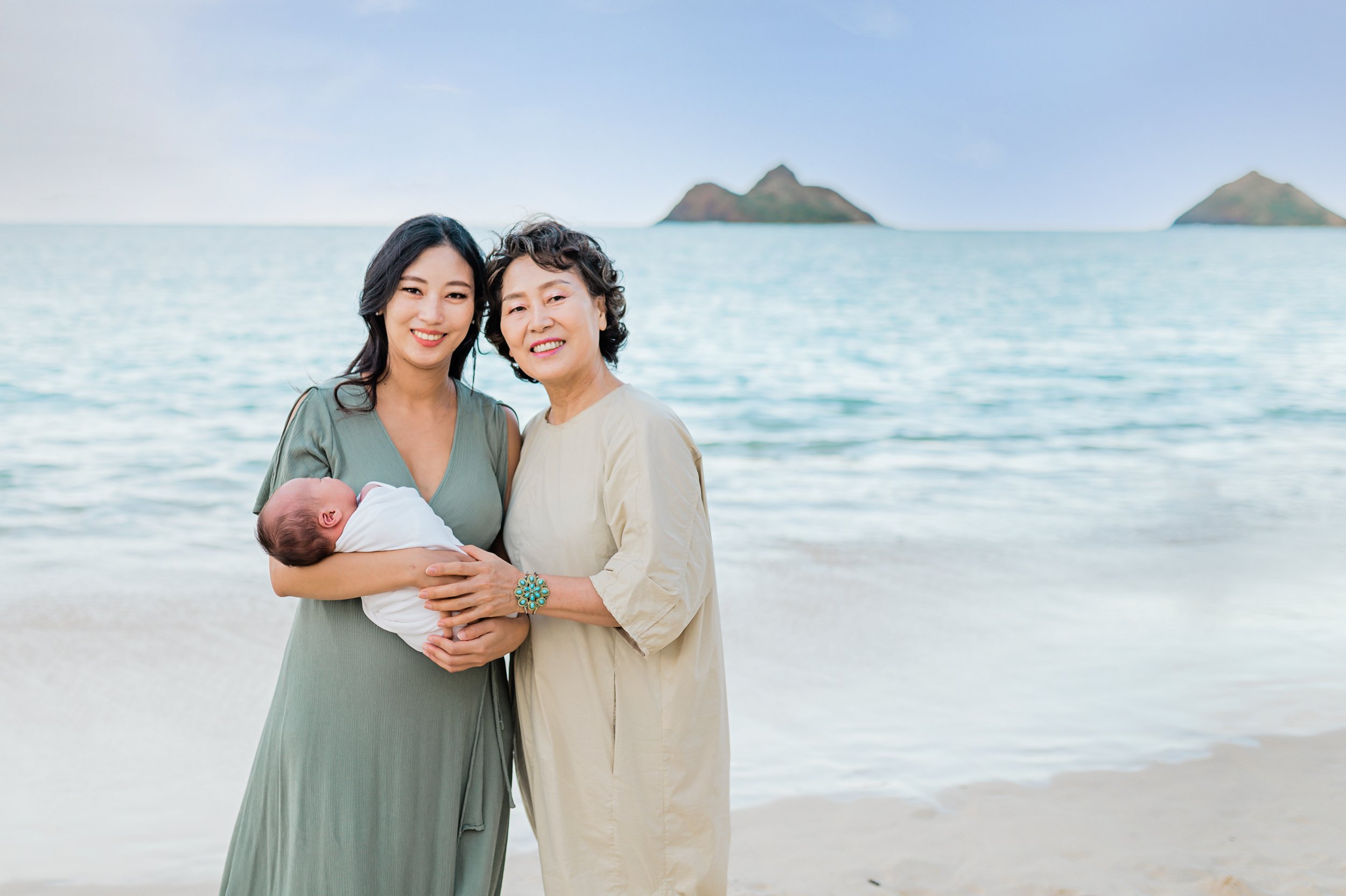 Oahu-Newborn-Photographer-Following-Seas-Photography-4190 copy.jpg