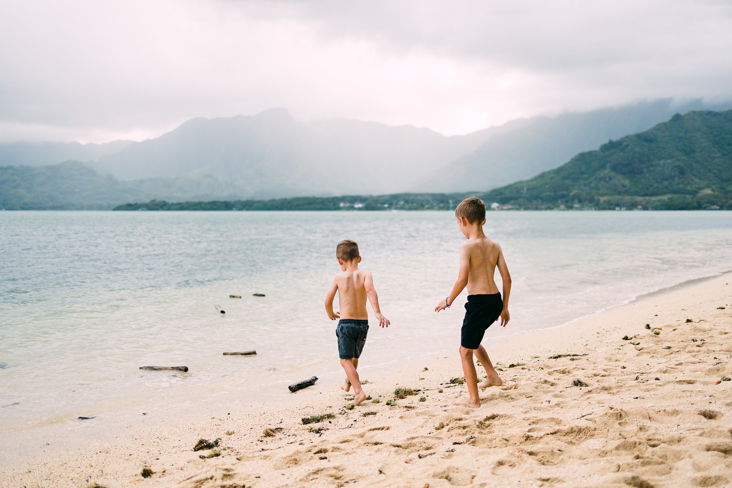 Oahu-Family-Photographer-Following-Seas-Photography-0147 copy.jpg