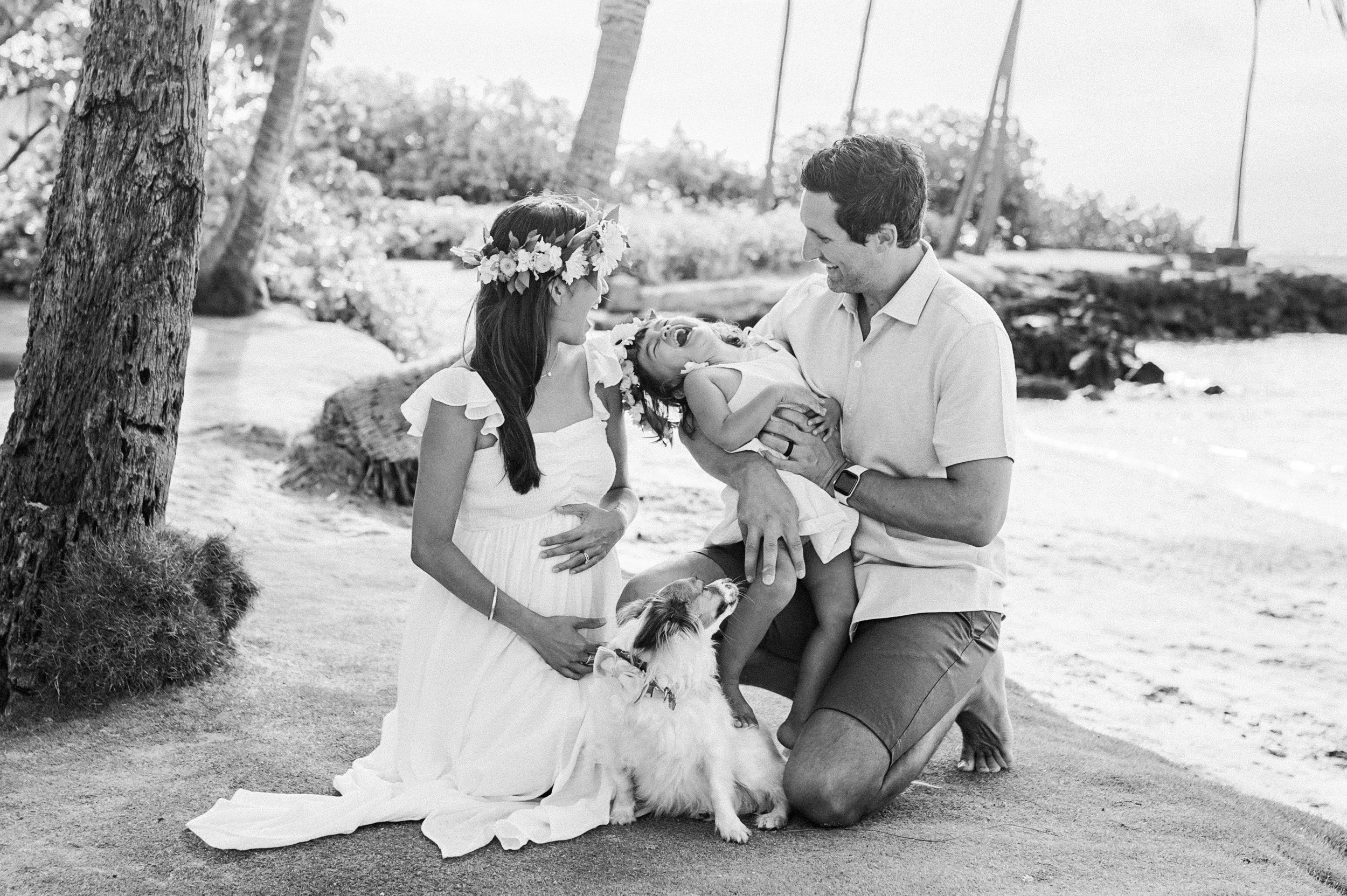 Honolulu-Family-Photographer-Following-Seas-Photography-FSP_7313BW copy.jpg