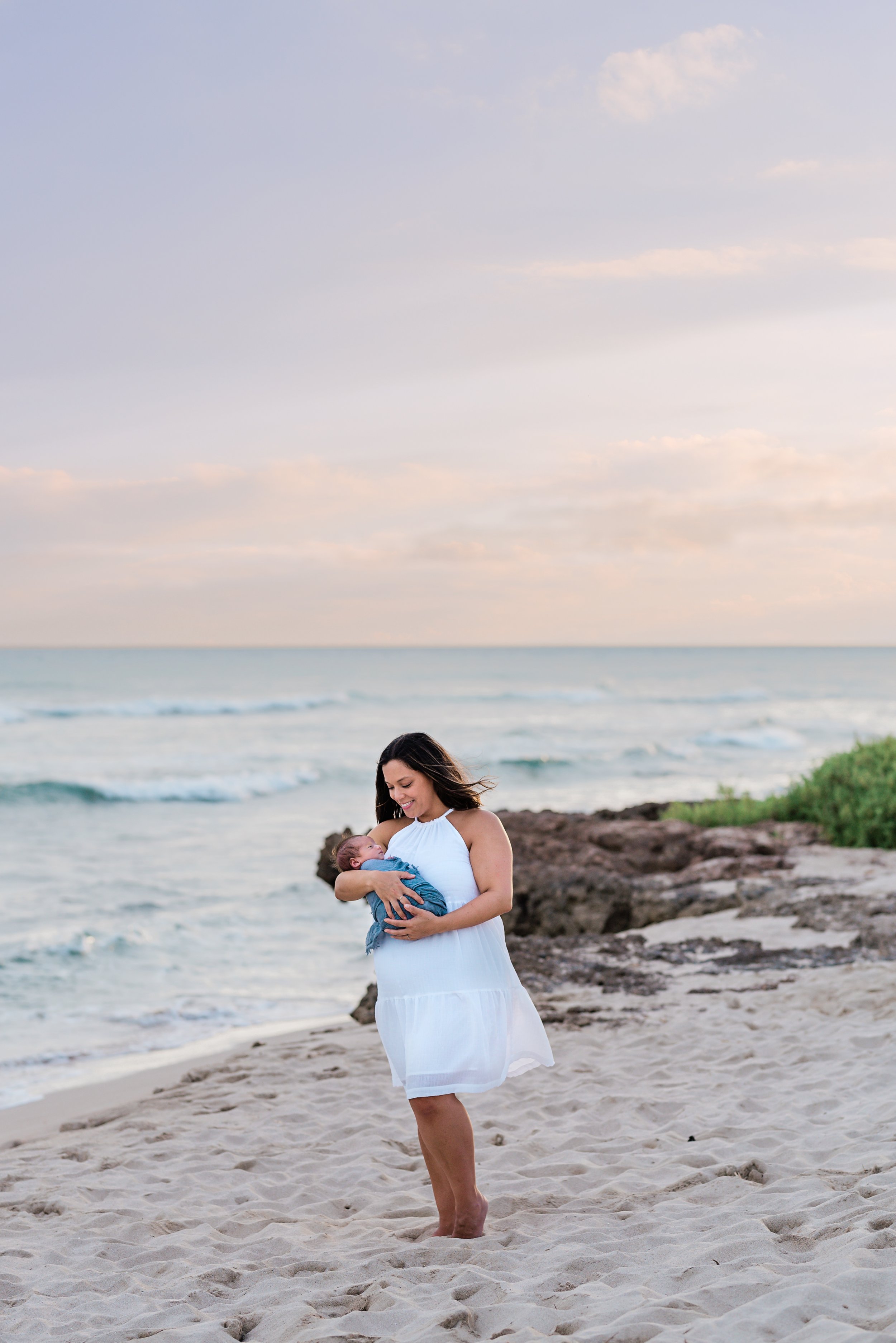 Honolulu-Newborn-Photographer-Following-Seas-Photography-FSP_4602 copy.jpg