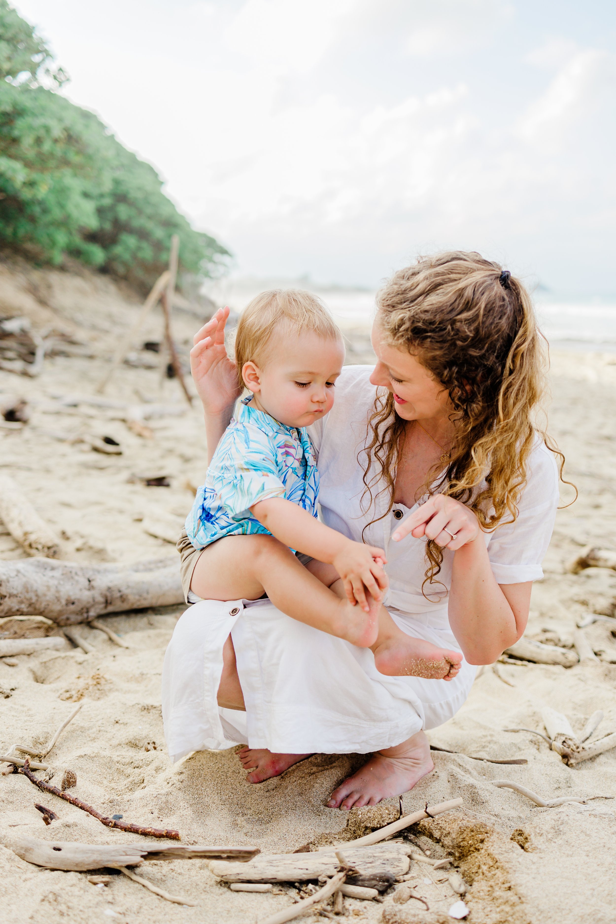 Oahu-Family-Photographer-Following-Seas-Photography-7669copy.jpg