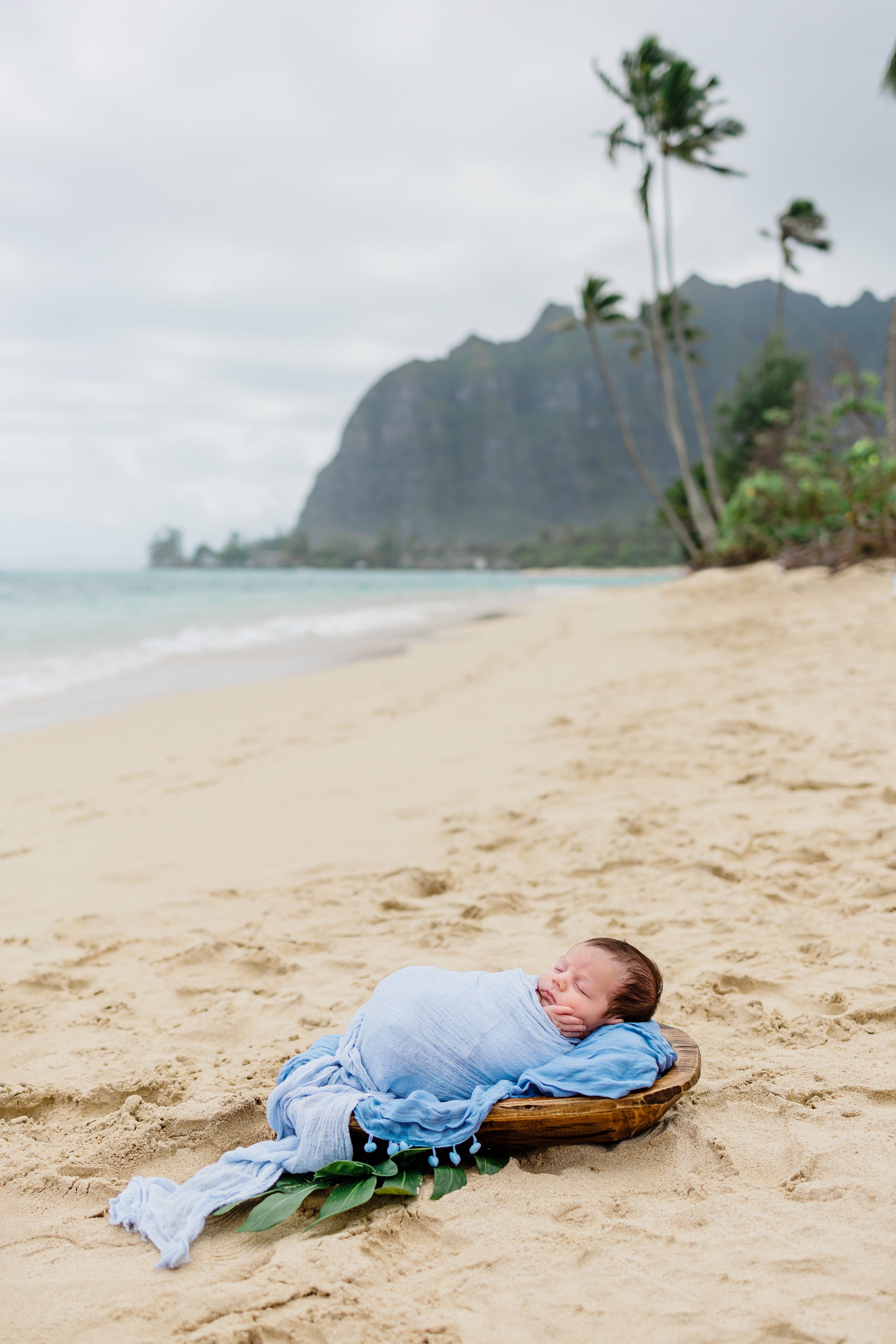 Oahu-Newborn-Photographer-Following-Seas-Photography-2208 copy.jpg