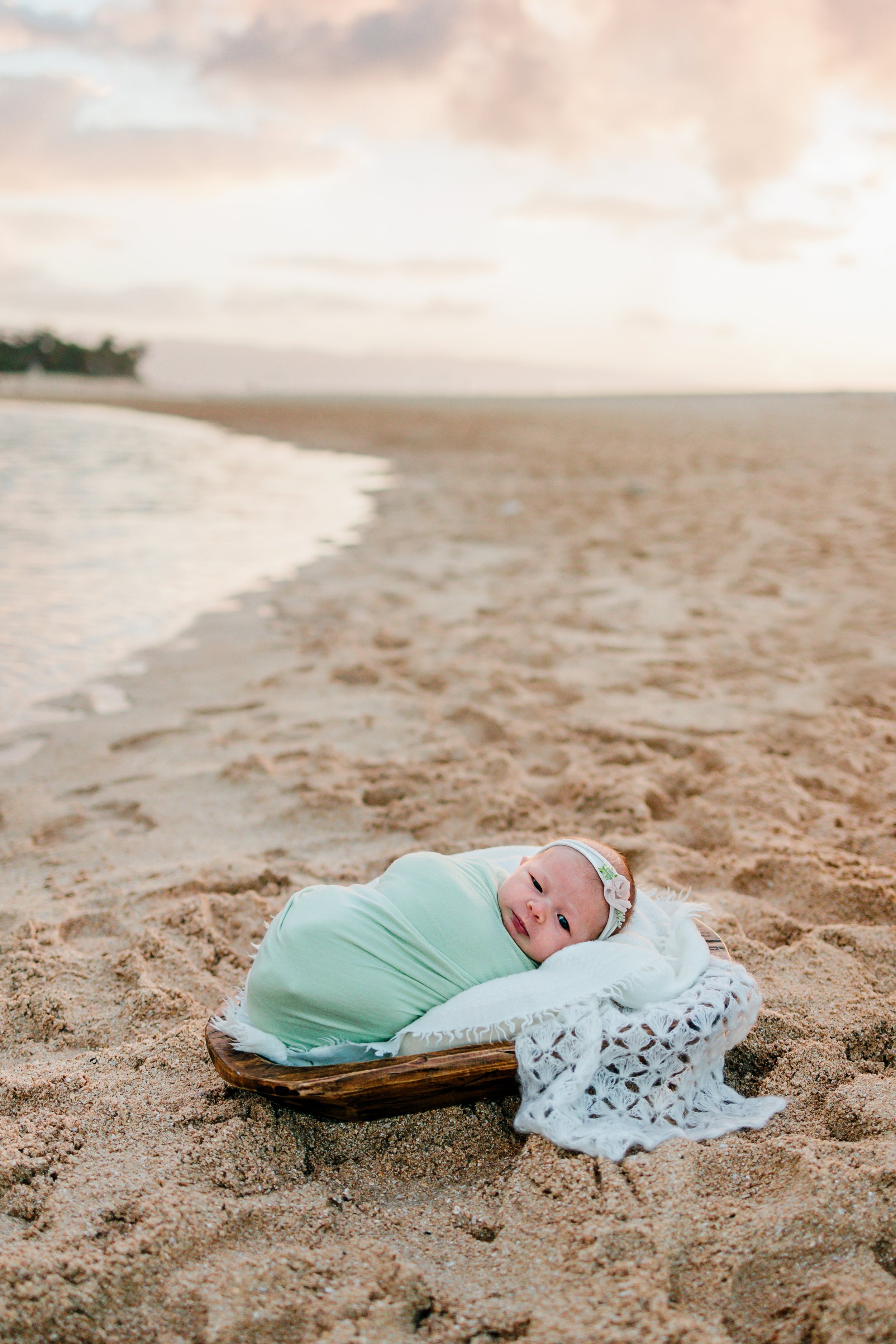 Hawaii-Newborn-Photographer-Following-Seas-Photography-2794 copy.jpg
