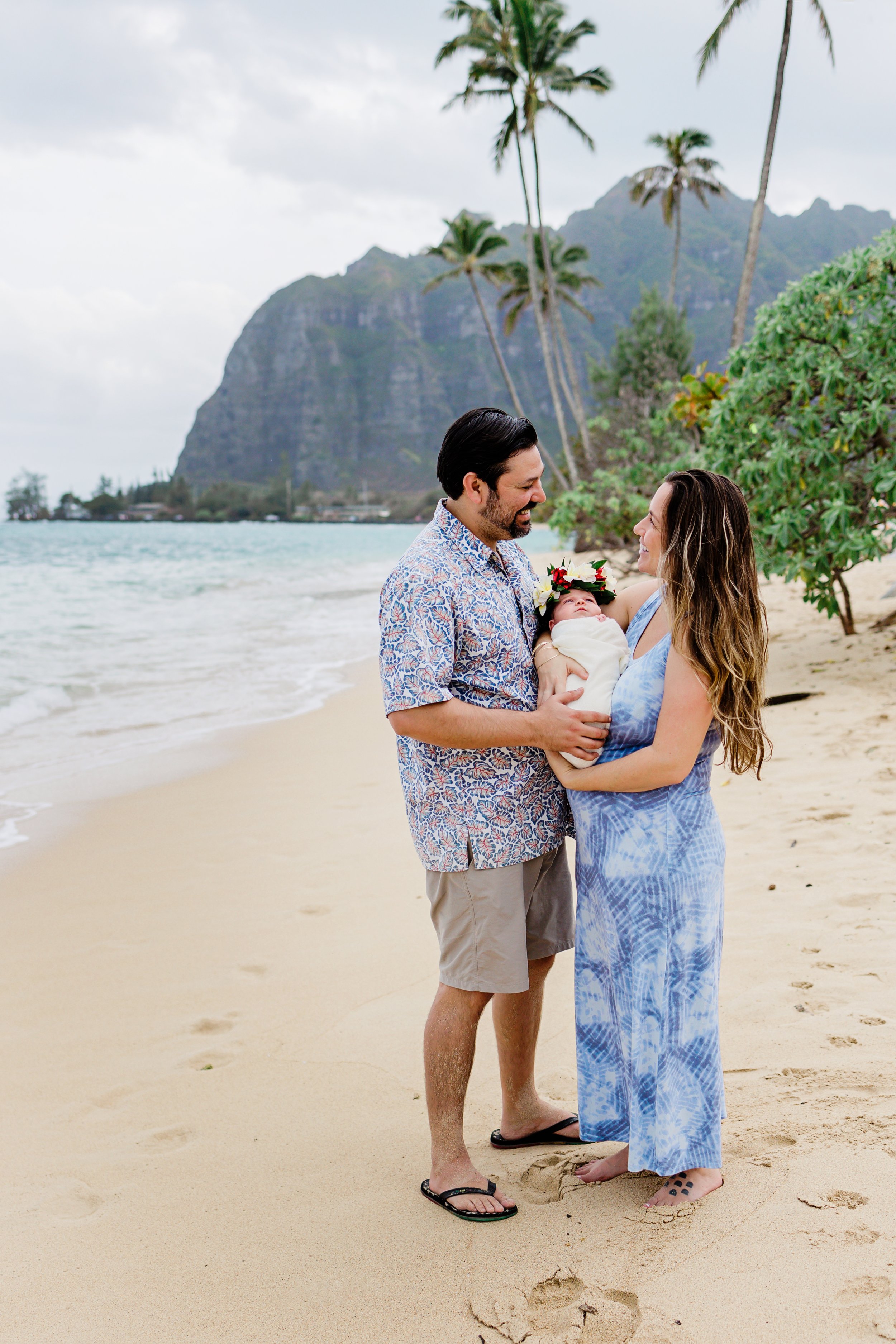 Oahu-Newborn-Photographer-Following-Seas-Photography-4057 copy.jpg