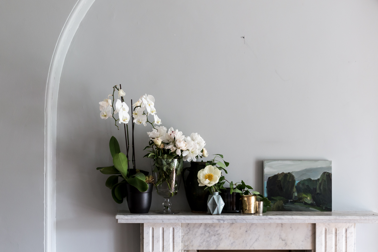A scene from Fiona Bateman's gorgeous house which I photographed for this month's Inside Out . The cover story!!