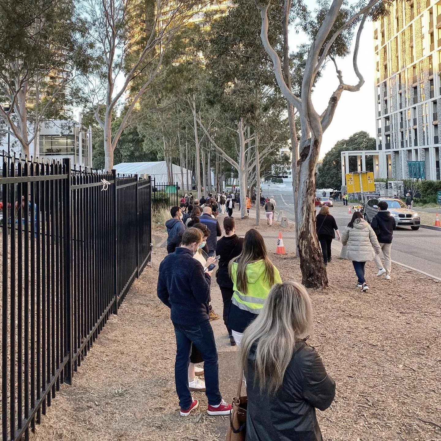 The line for the second jab&hellip;.goes around the corner. #pfizervacine #homebush #letsdothis