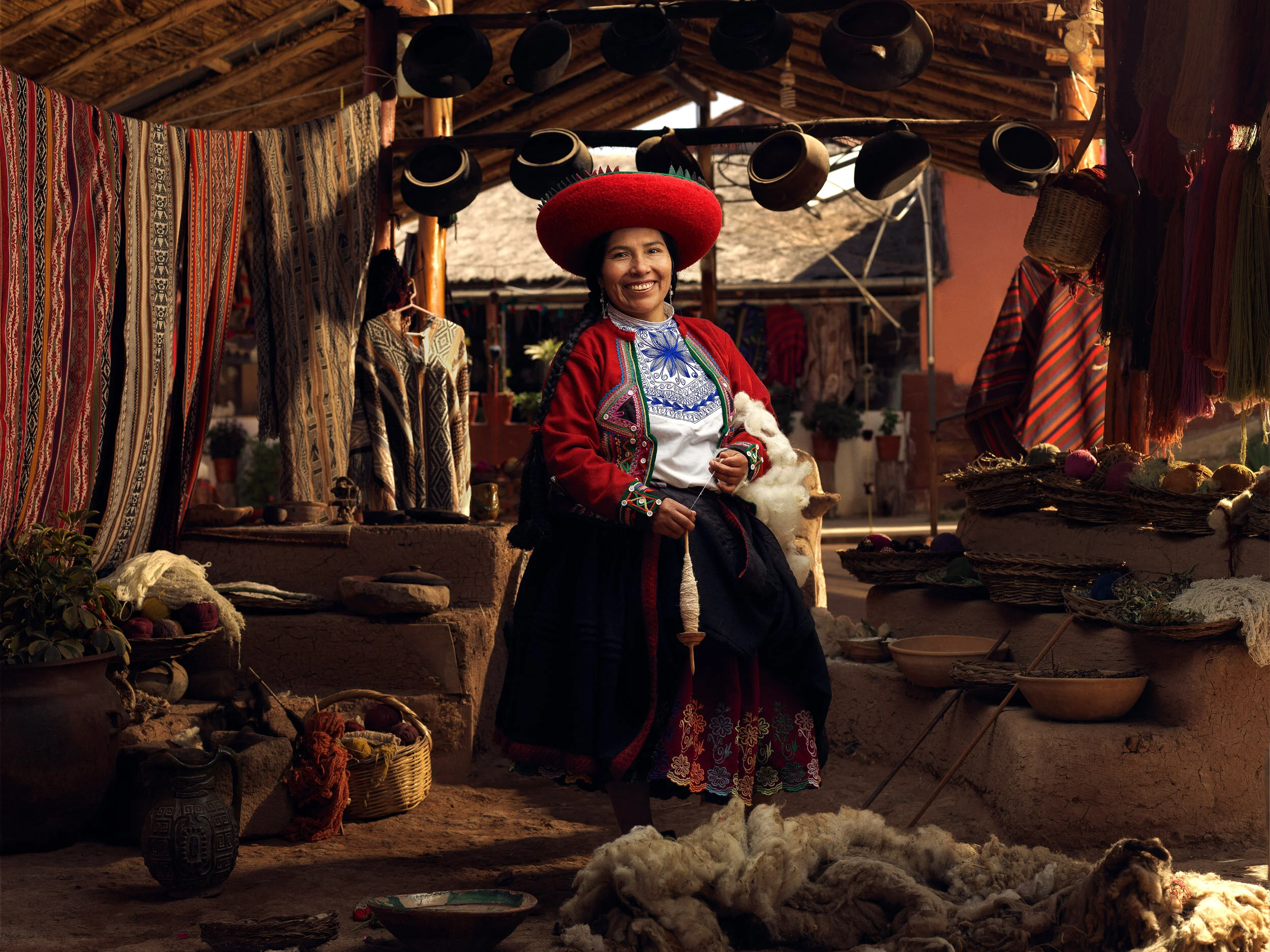Marleny Callañaupa Q. - Lama wool Weaver