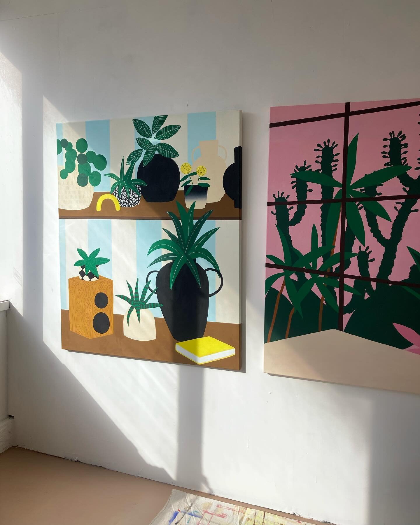 When the sun finally hits the studio.. ✨Been a bit quiet here lately but I&rsquo;ve been mainly busy working on a couple of illustrations projects and getting into the groove in this new space. Really enjoying being able to work on a few pieces simul