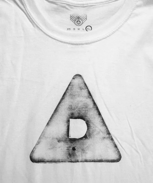 # 1036AM  / X LARGE DEE LIGHT