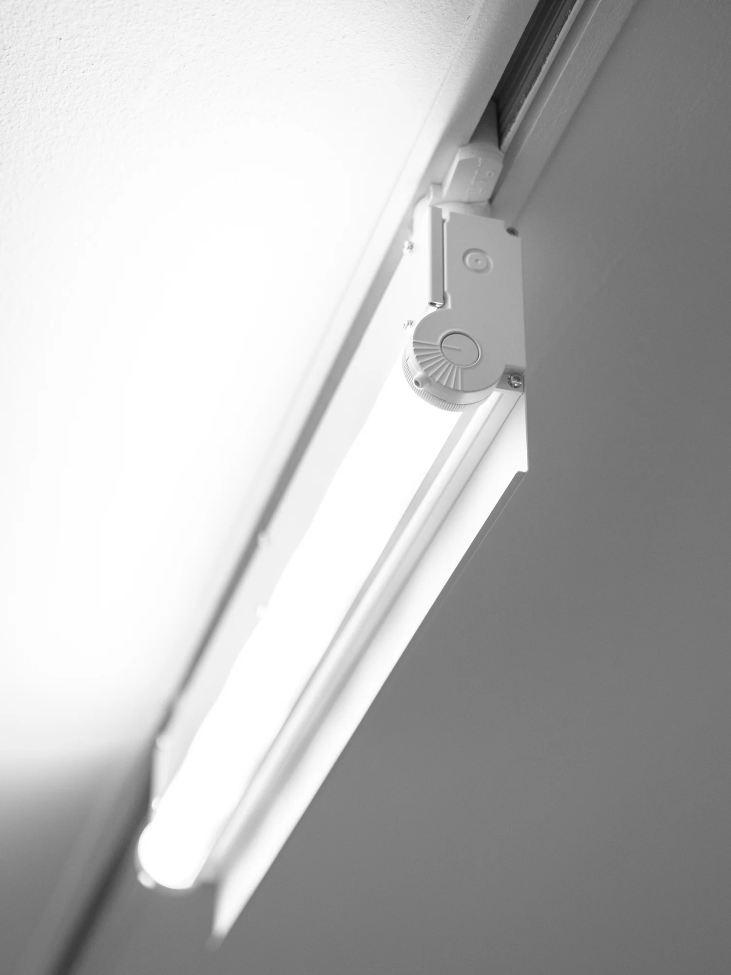 IKON LED-1.jpg