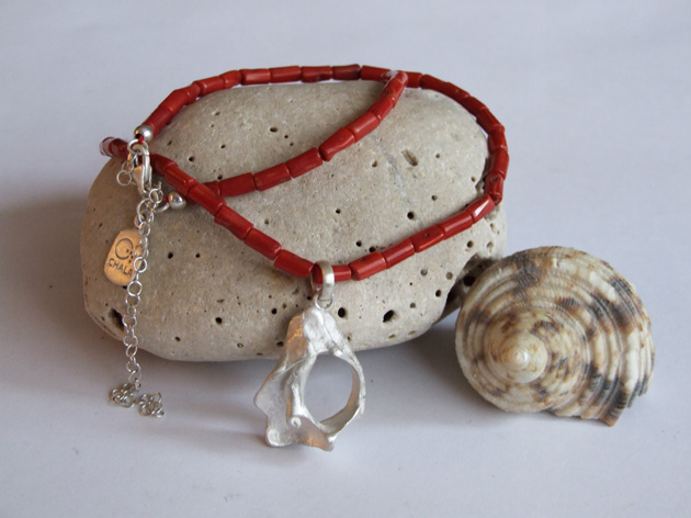 18 Fractal shell necklace with coral.jpg
