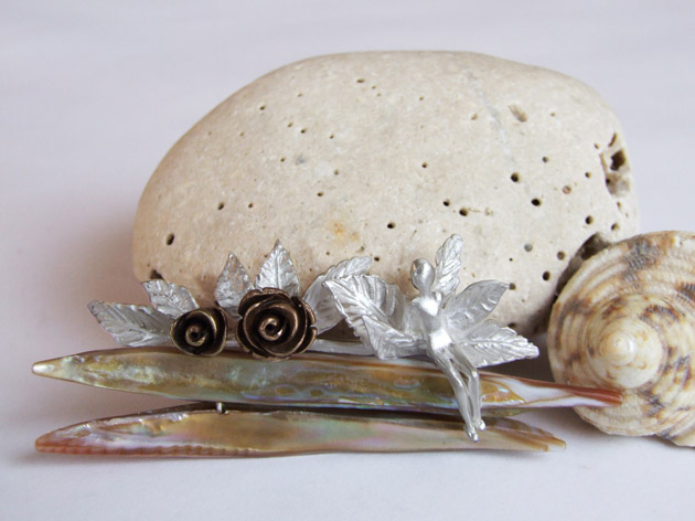 24 Sitting in nature brooch.jpg