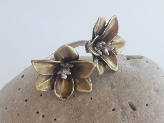 43 Lilly ring.jpg