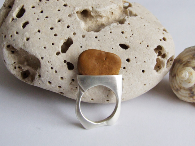 76 Pebble ring no.53.jpg