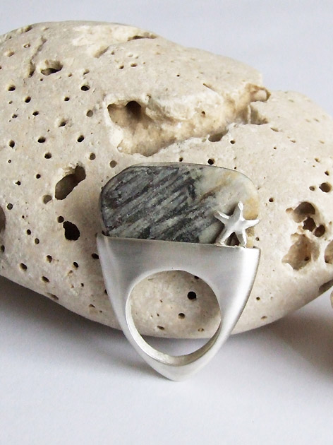 84 Pebble & star ring no.54.jpg