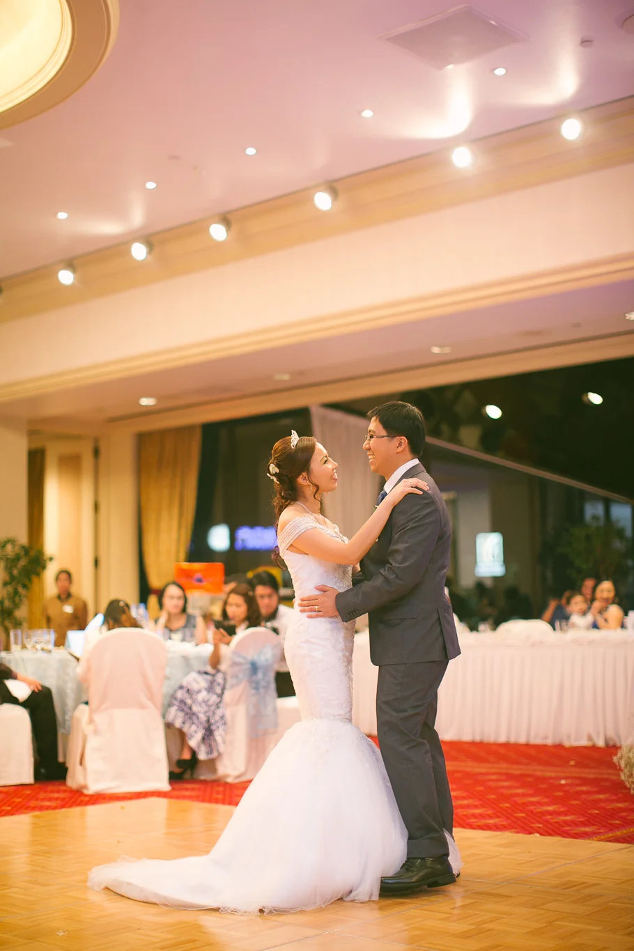 Noel & Lei Wedding - dubai radisson hotel
