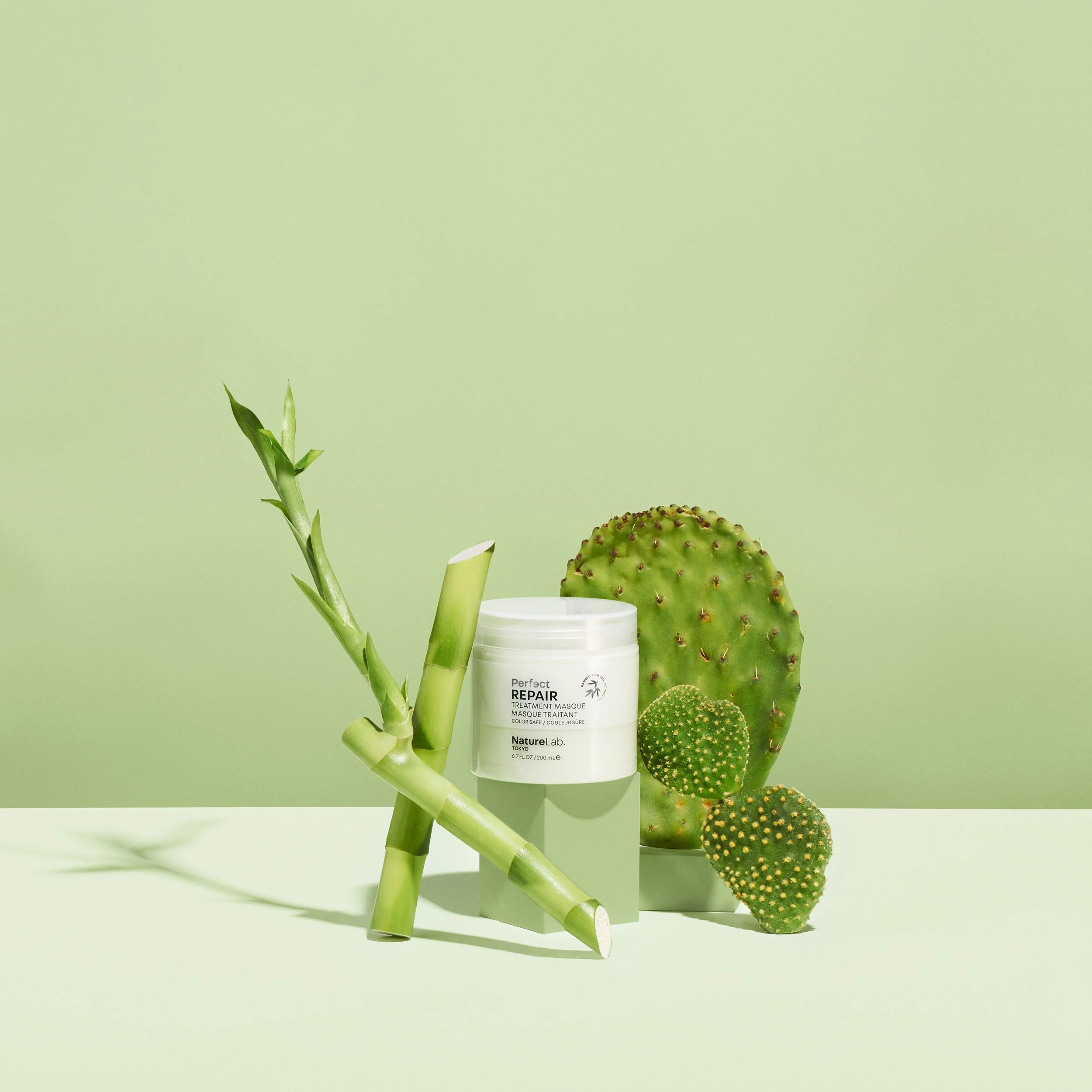 01Shot_Repair-Treatment-Masque_210319_Tokyo_Lab_HERO_031_R1.jpg