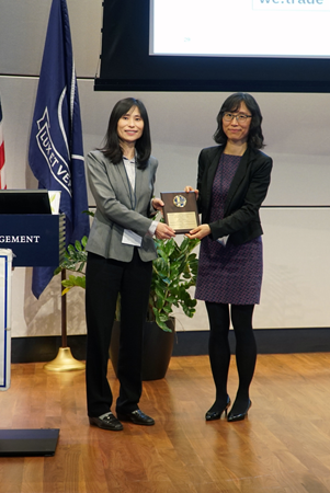 Dr. Xiuling Lu honored Dr. Jia Chen SAPA-CT speaker award