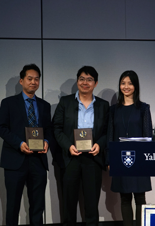 Dr. Louis Liu and Dr. Yong Chen were honored SAPA-CT speaker award by session chair Miss Mingzhou Fu, Yale Graduate student