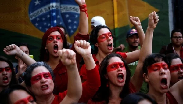 Brazil's MST landless workers' movement protest against interim President Michel Temer and in support of Dilma Rousseff in Sao Paulo, May 22, 2016. Image credit: Tele Sur TV .