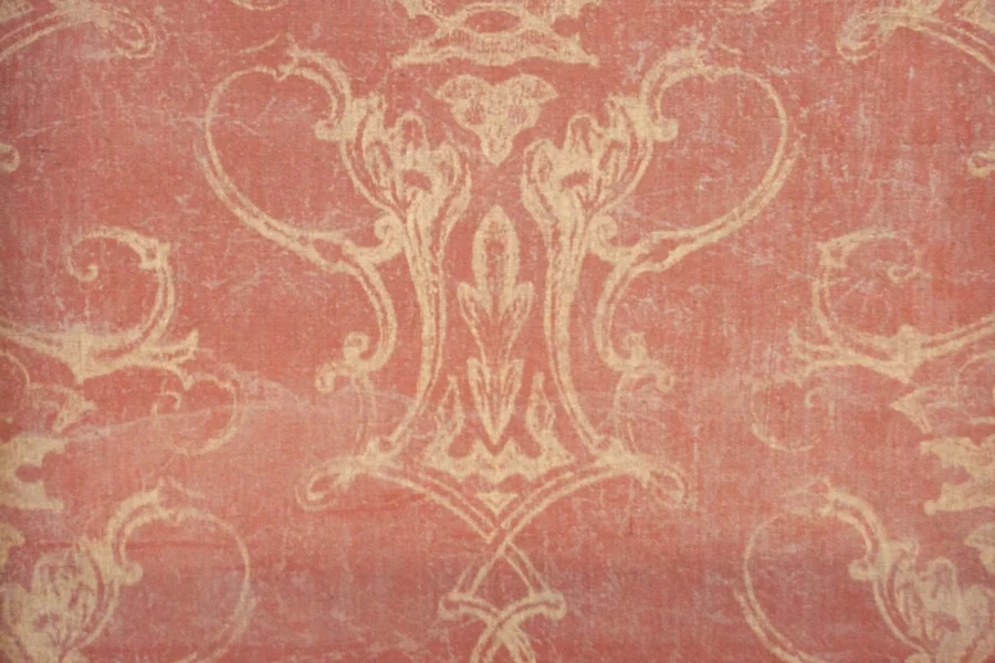 Valmont "Titian" Jute