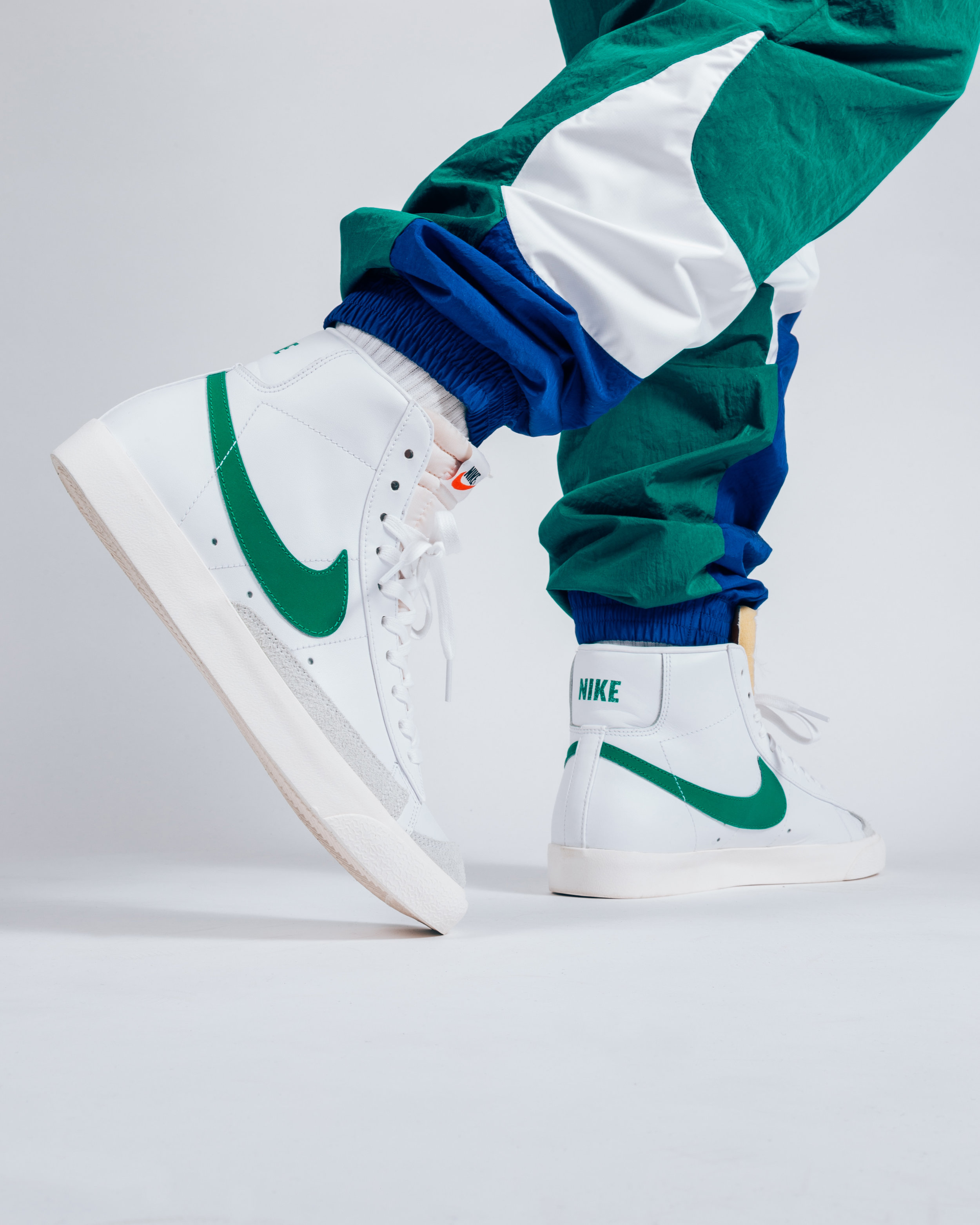 BLAZERONFOOT-11*.jpg