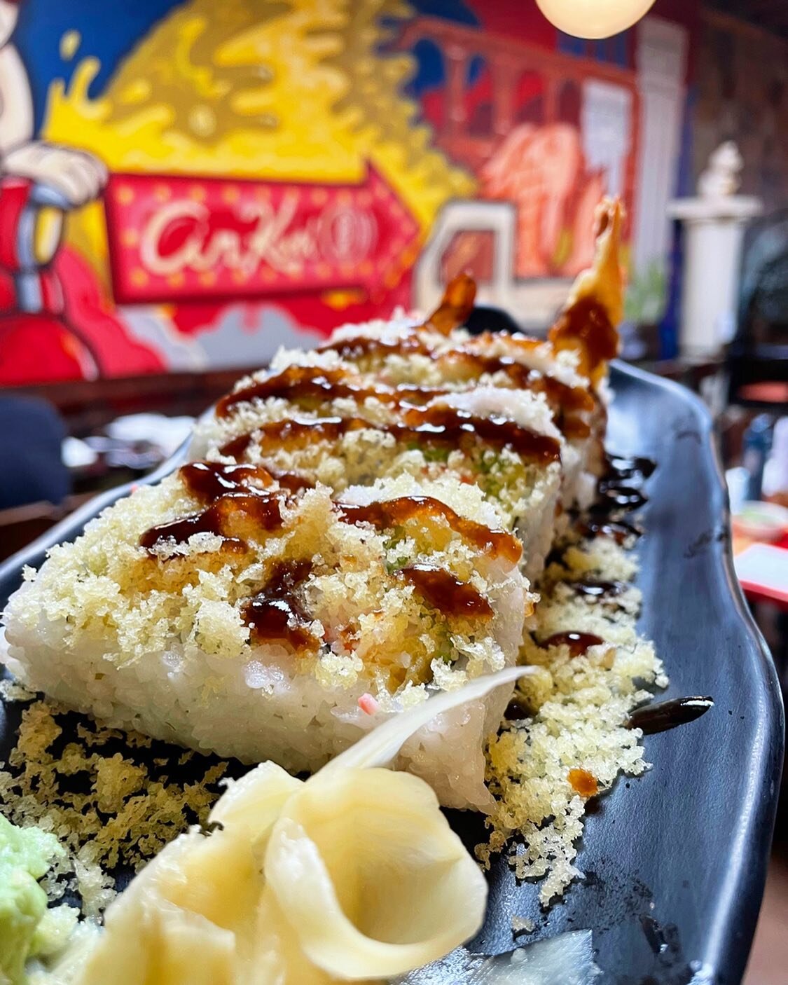 Our Crunchy Roll is one of several rolls that&rsquo;s only $10 from 4-7pm for Throwback Thursday tonight!!! 🍣💥
.
.
.
#cinkuni #northparksandiego #throwbackthursday #northparksd #30thstreet #elcajonblvd #sushi #sushiaddict #supportsmallbusiness #wom