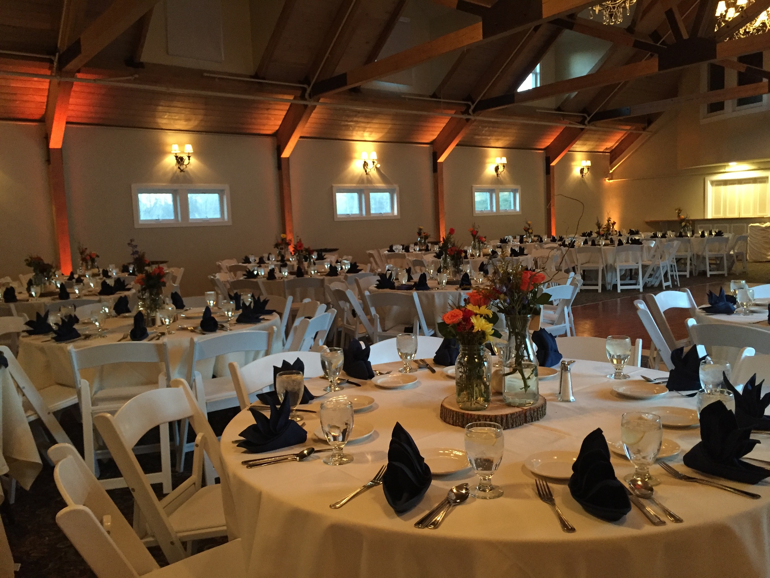 Amber colored wireless led uplighting.