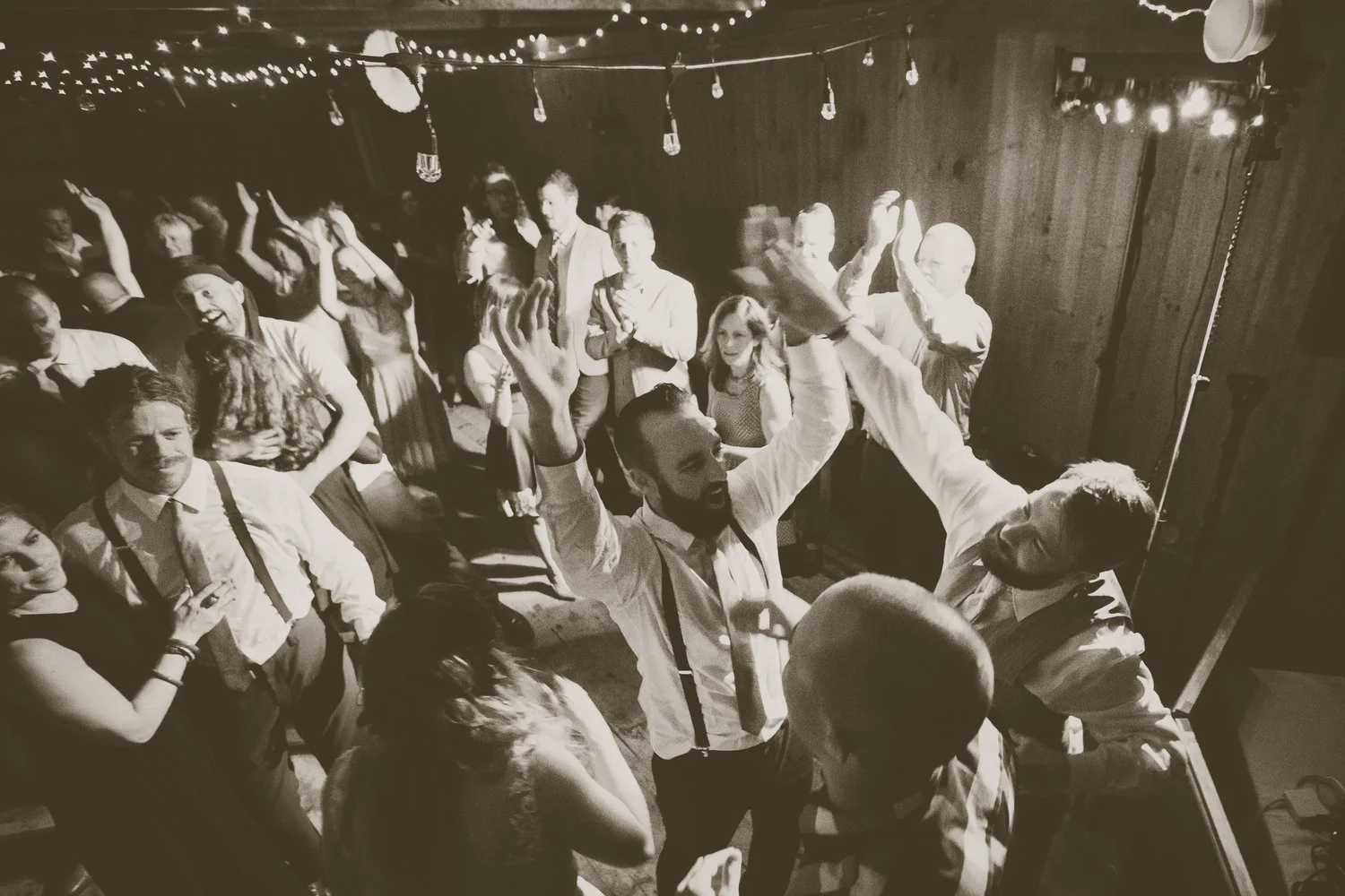 Courtesy of : www.andydaviscreative.com Wedding @ Chequessett Yacht & Country Club