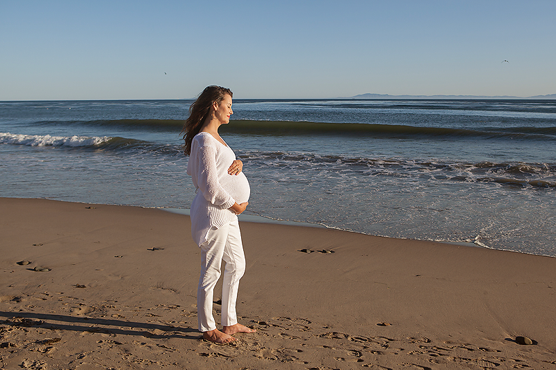 Maternity Photo Session at the Beach