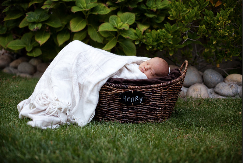Westlake Village newborn photographer