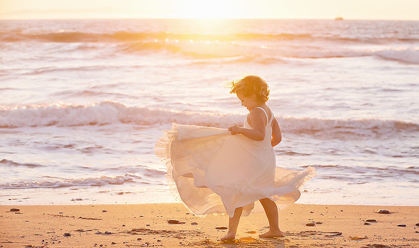 beach-photographer-ventura-county-julie-campbell.png
