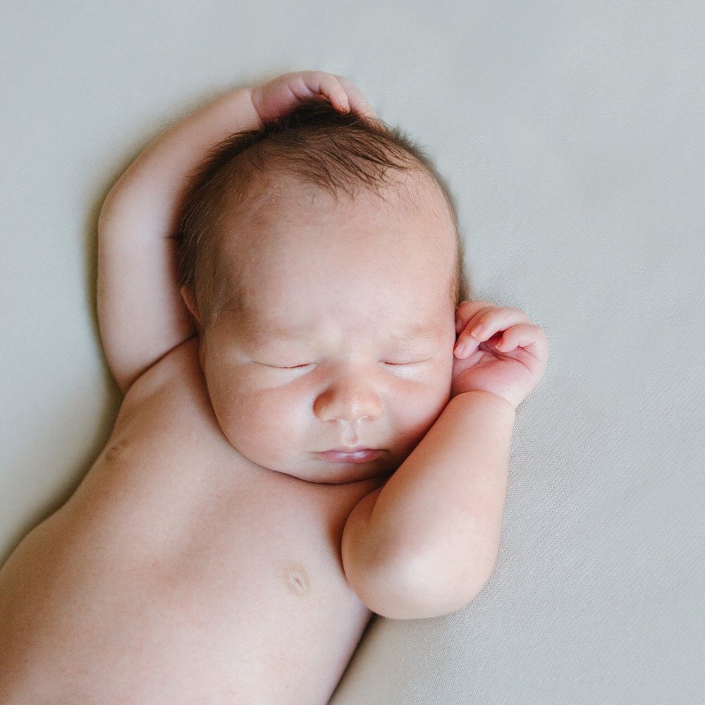 newborn photographer Thousand Oaks