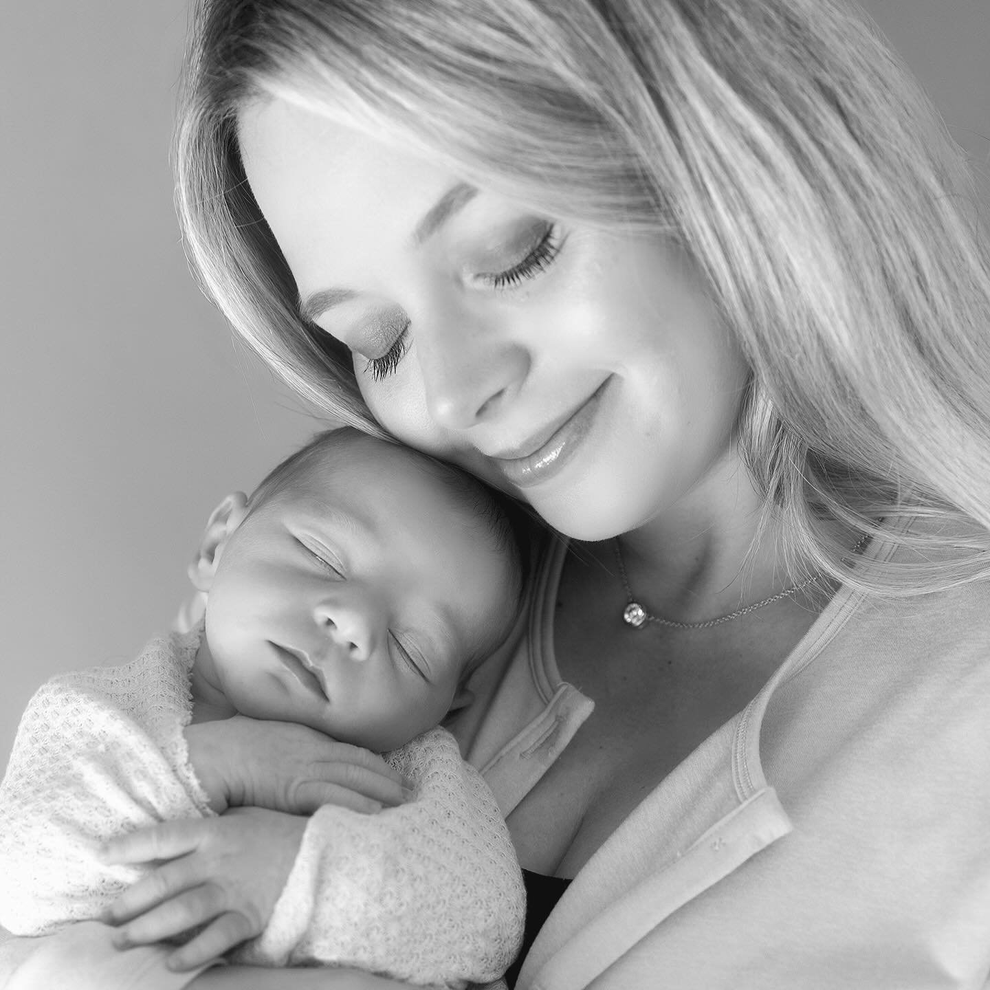 Don&rsquo;t they make the perfect pair?

#westlakevillage #thousandoaks #thousandoakdnewbornphotographer #conejovalley #venturacounty