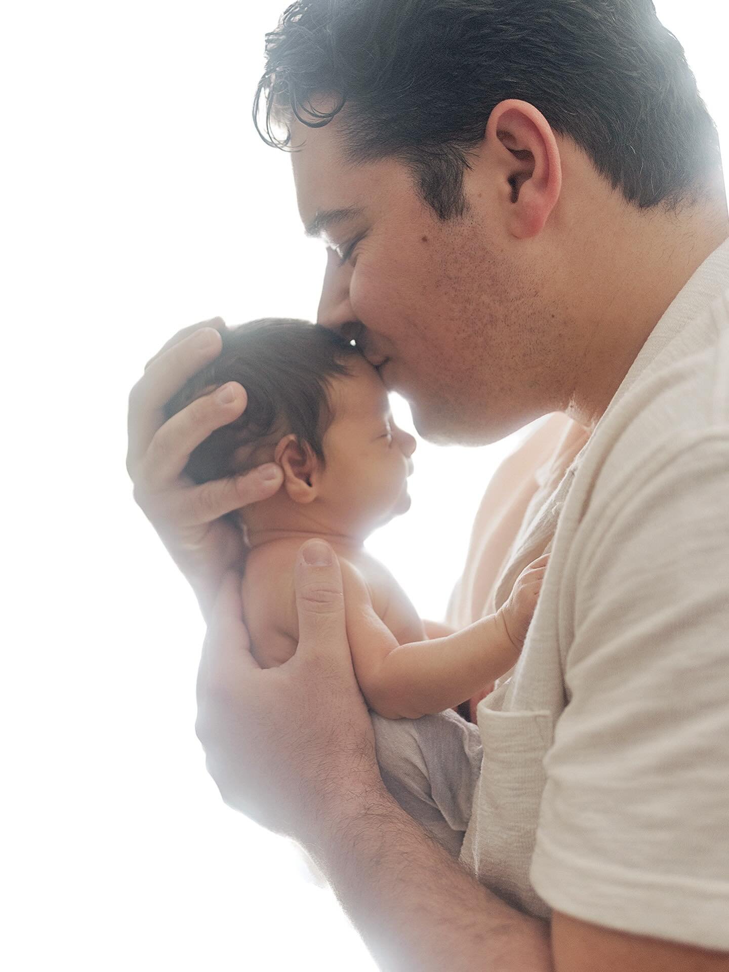 I hope this sweet little guy makes your Monday better than it was. Scroll to see his perfect smile.