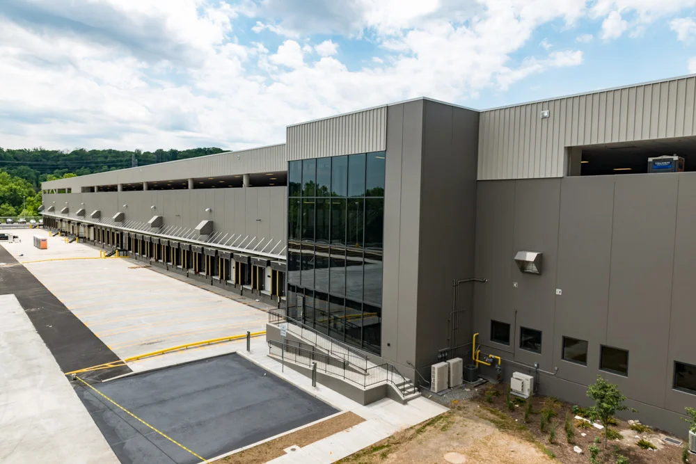 Distribution-center-FedEx-Elmsford-NY-March-Associates-Construction-4.jpg