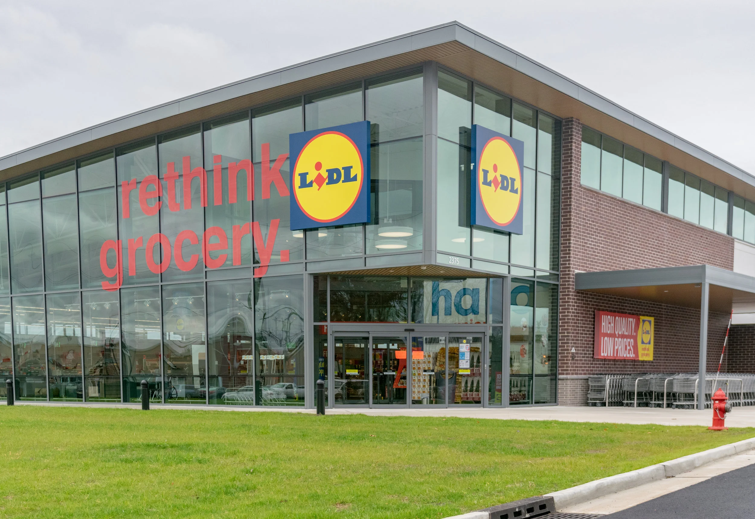 LIDL Supermarket in Union Exterior Building